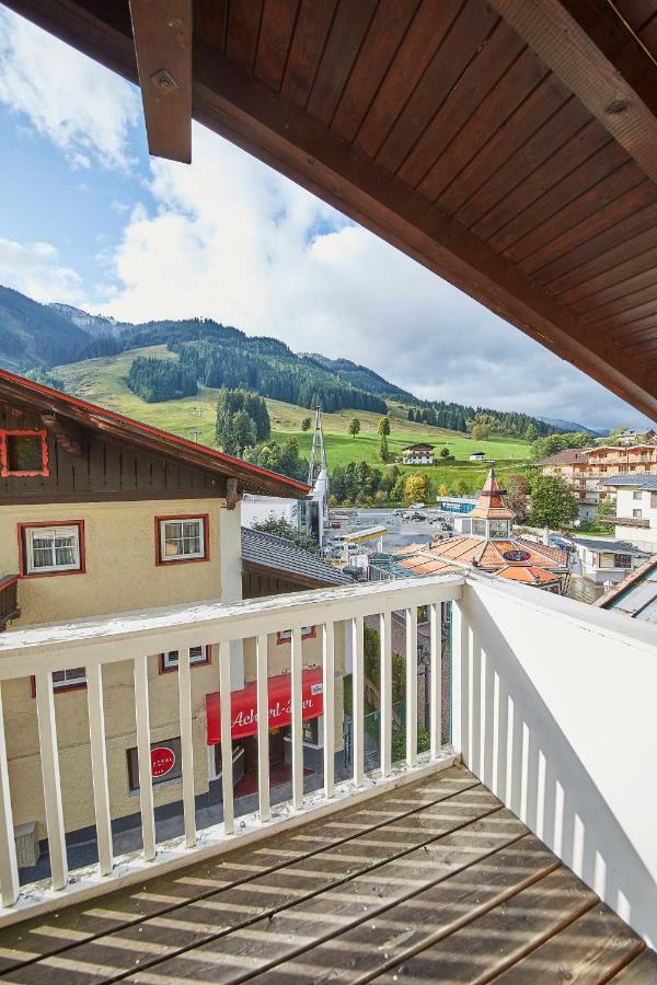 Casa Vita Apartments Saalbach-Hinterglemm Extérieur photo